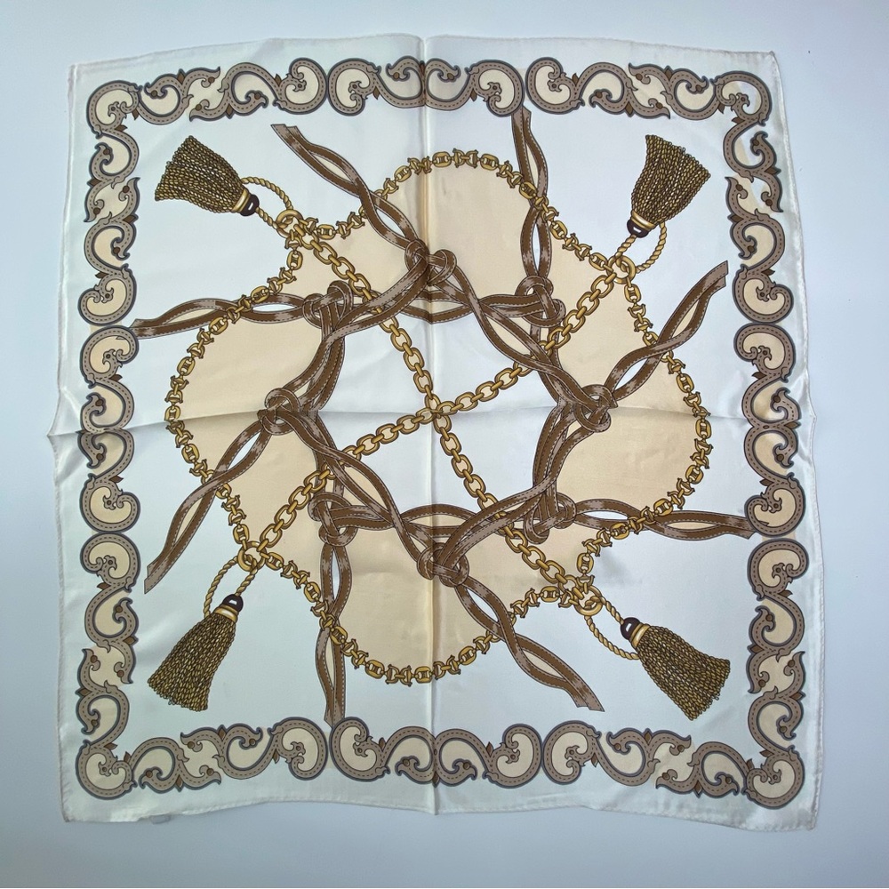100% Silk Chain Tassel Print Square Scarf Cream Gold New